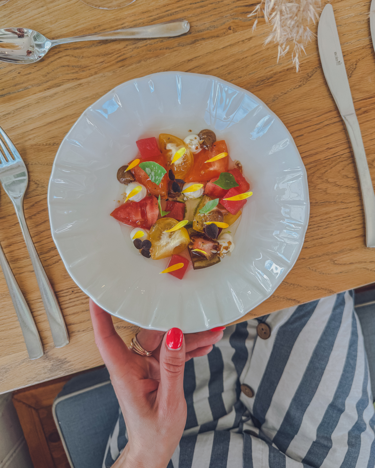 Naantali vinkit ruokamatka ravintolat kahvilat vanhakaupunki vierasvenesatama ravintola Snickari fine dining terassi