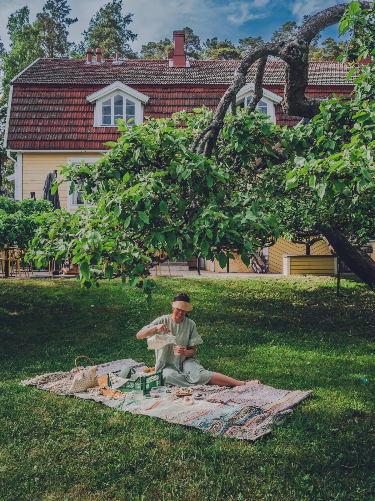 Naantali vinkit ruokamatka ravintolat kahvilat Tammiston ravintola Kuulas hotelli b&b majoitus piknik omenapuun alla